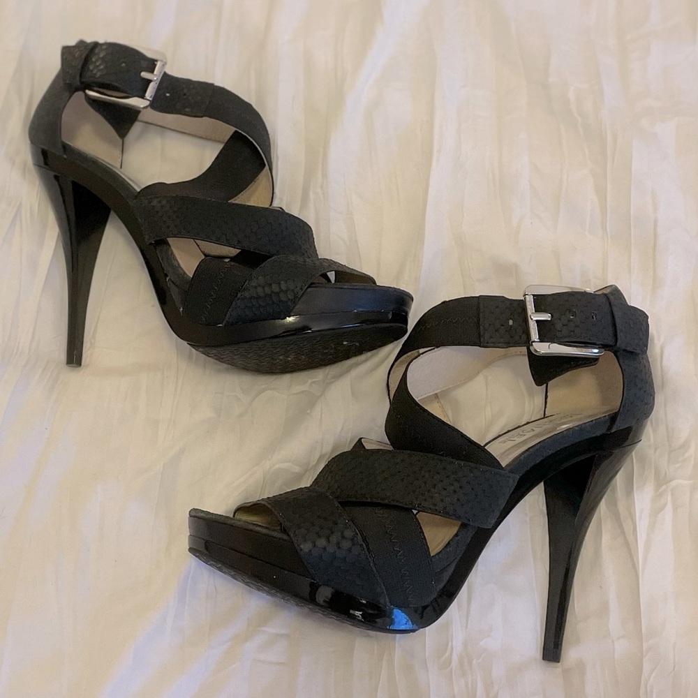Michael kors black heels 7.5 like new!